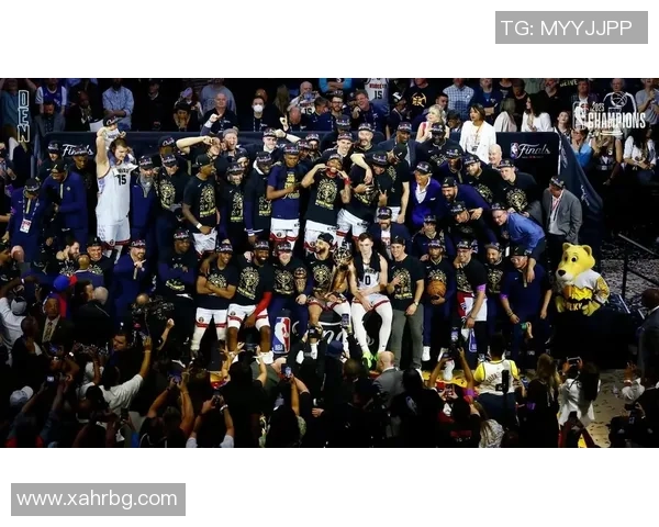 独行侠队大胜掘金队，两位新秀表现抢眼